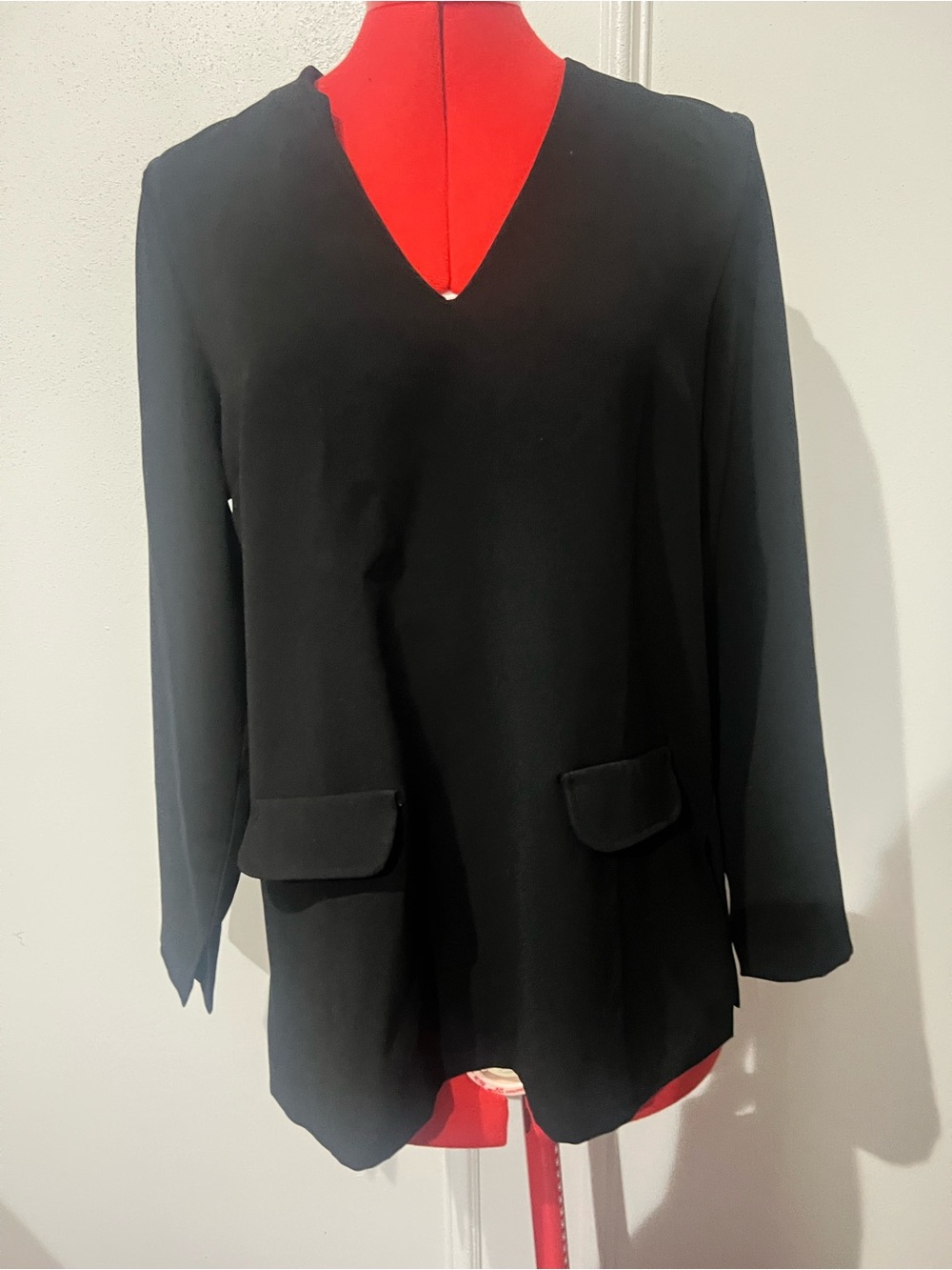 Zara Woman Black V-Neck Long Sleeve Tunic size Medium